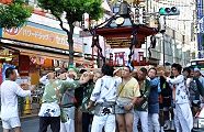 池上通りへ躍り出る。'10.08.22.