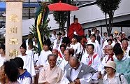 最後尾は騎乗宮司。'10.09.12.