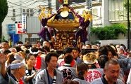 境稲荷神社へ渡御。'10.09.19.