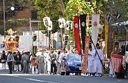 青山熊野神社神幸祭の祭列。'10.09.26.