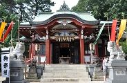 高台の瀬田玉川神社。'10.10.17.