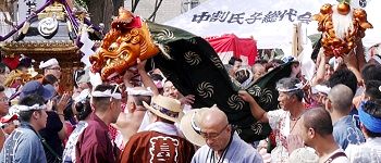 中割八雲神社の獅子頭'16.07.03.
