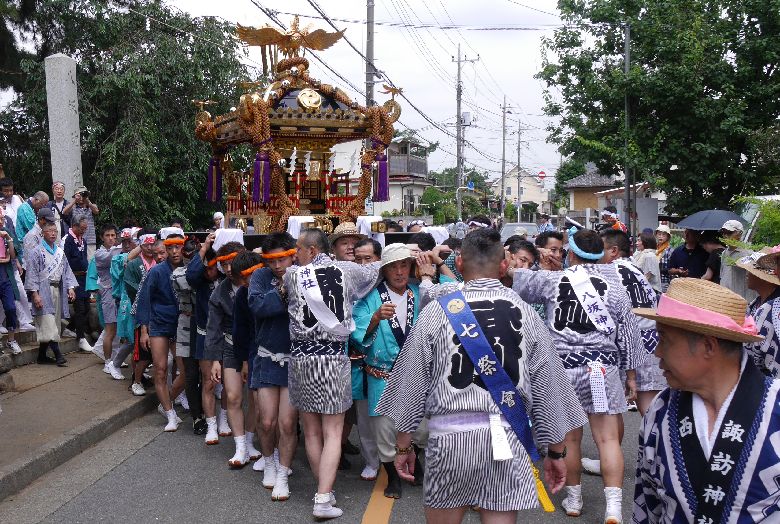 yasaka-miyadasi.jpg(152785 byte)