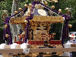 katori-honsya.jpg(25671 byte)