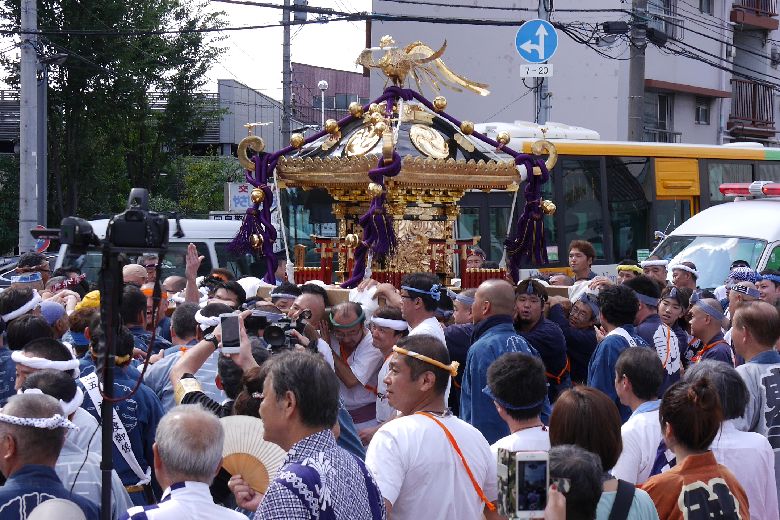 katori-keisatu.jpg(130975 byte)