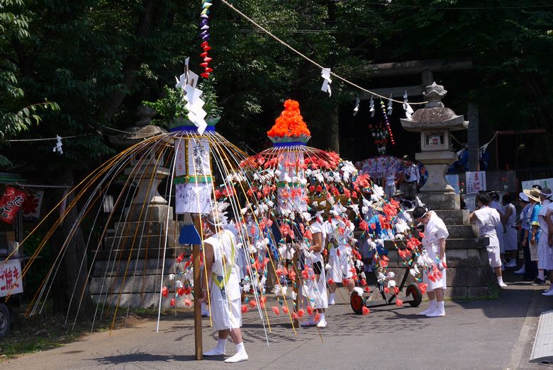 mituki-hanakasa.jpg(147797 byte)