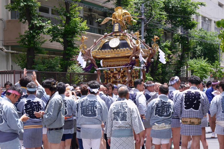 senzoku-osinotyu.jpg(170097 byte)