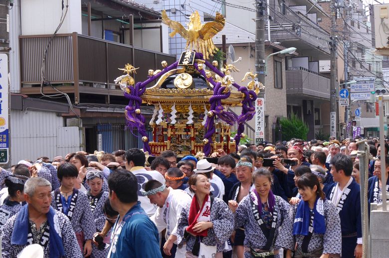 hata-nisinaka2.jpg(158670 byte)