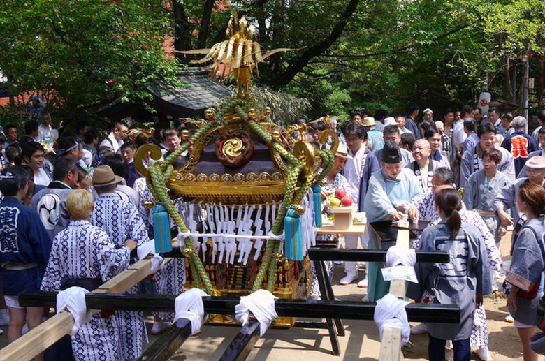 mita-keidai.jpg(168240 byte)