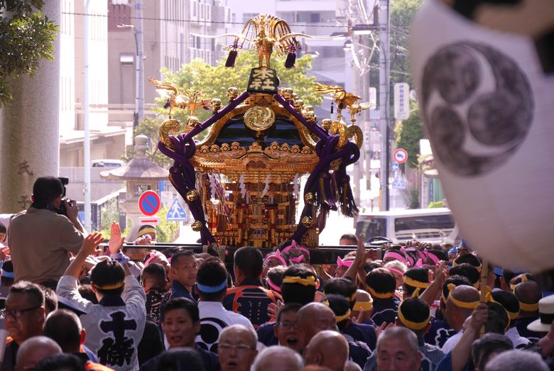 ouji-katugidasi.jpg(130447 byte)