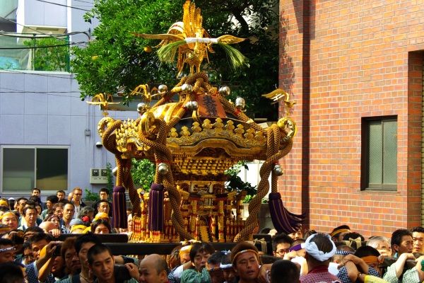 四年に一度の東大島神社。08.08.03.