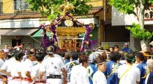 4年ぶりの渡御の初担ぎで神輿定まりません。08.09.07.