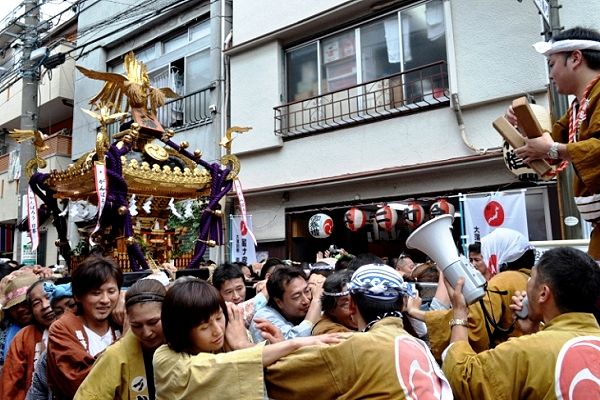 kamata-omikisyo.jpg(77430 byte)