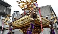 高層ビルは聖跡桜ヶ丘商業施設オーバ。'11.09.04.