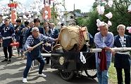 主役かも、道行の薦太鼓。'11.09.25.