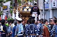 坂下からの渡御再開。'11.09.11.