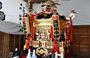 お仮屋の平成中神輿。'11.09.29.