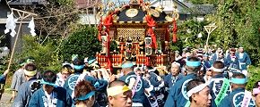 指揮者から鼓舞され肩入れ直してはの担ぎ続く。'11.09.29.
