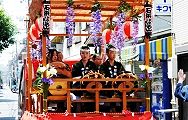 先導する石浜はやし。'12.05.27.