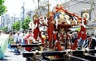 路上で厳かに御旅所式典。'12.05.27.