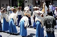 爽やか装束で御幣引渡し式。'12.05.27.