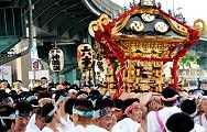 高速道下の神社前。'12.06.02.