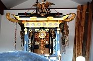 羽田神社の鳳輦。'12.07.29.