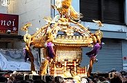 重厚な宮神輿。'12.08.26.