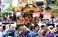 semai境内からの宮出し。'12.09.02.