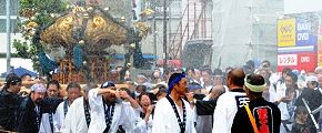 全員あっという間にずぶ濡れ。'12.09.02.