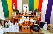 駅前広場の西三自治会のお神酒所。'12.09.16.