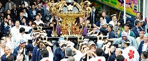 高架下を潜り南側へ。'12.10.07.