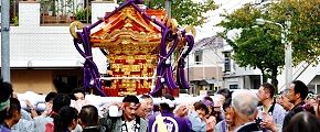 休息所へ向かう宮神輿。'12.10.14.
