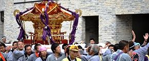 篠崎街道の交差点越え。'12.10.14.