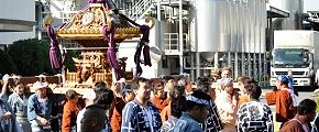 気合い入れてイザ午後の渡御。'12.10.21.