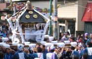独特の神輿胴盤打ち二人乗り。07.10.07.