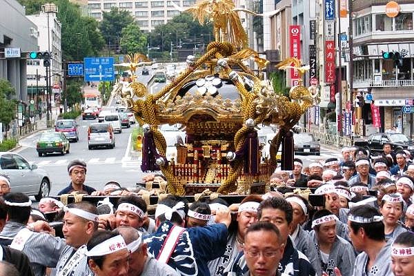 櫻木神社宮神輿。07.09.23.