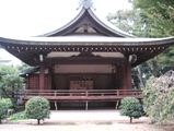 ふるさとの祭り囃子と舞を表示する神楽殿。07.10.14.