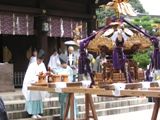 無事神輿への御魂入れが終わる。07.10.14.