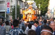 町内巡行の茶家睦神輿が最後に集合。07.10.21.