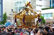 神田大明神は大神輿の風格漂わしての渡御。08.05.11.