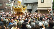 担ぎ手は柳二町会。08.06.08.