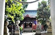 参道から拝殿望む。'11.10.09.