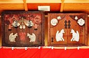 囃子殿に掲げた奉納額。'11.11.03.