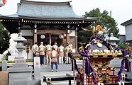 社殿での式典。'11.11.03.