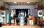 昭和55年建造の神輿殿。'12.07.15.