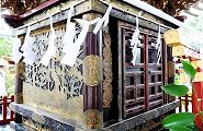 背後の神輿胴。'12.07.15.