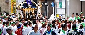 ダイクマ通り商店街。'13.05.05.