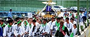 ツインウエーブ北口。'13.05.05.