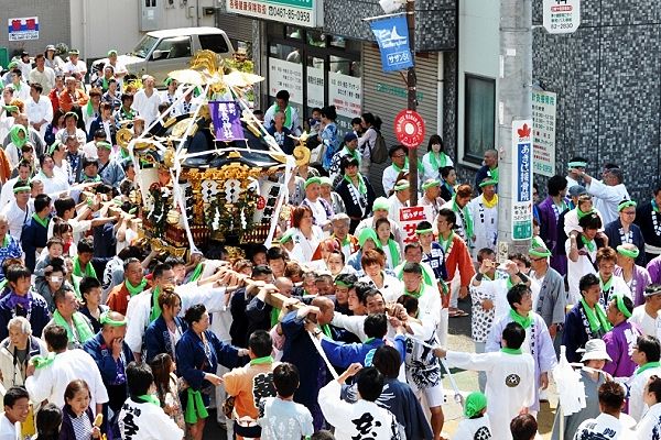 茅ヶ崎新栄厳島神社サザン通り渡御。'13.05.05.